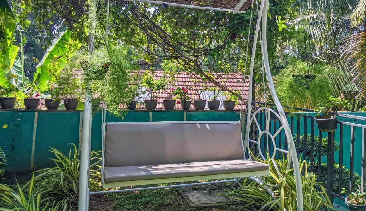Yala Golden Wild Bed & Breakfast Tissamaharama Bagian luar foto
